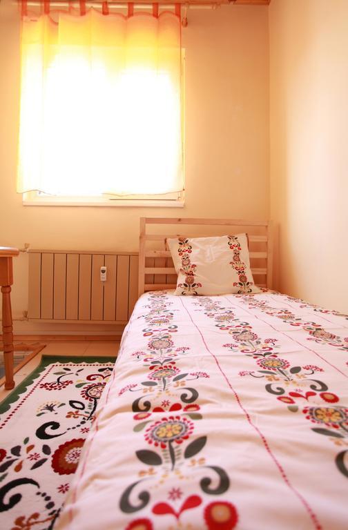 Raya Maisonette Sofia Ruang foto